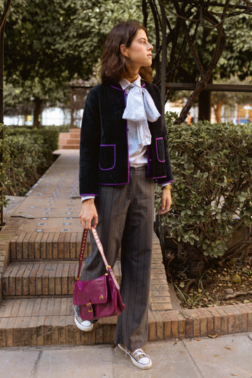 CHAQUETA TERCIOPELO NEGRA Y MORADA