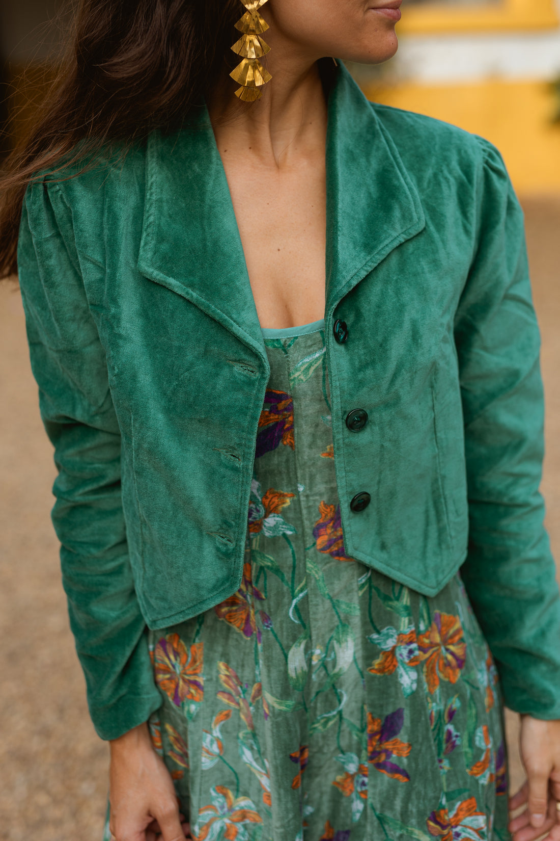 CHAQUETA CORTA TERCIOPELO VERDE