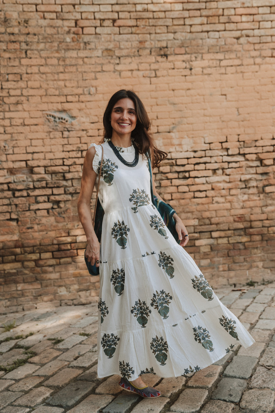 VESTIDO BLANCO FLORES AZULONAS