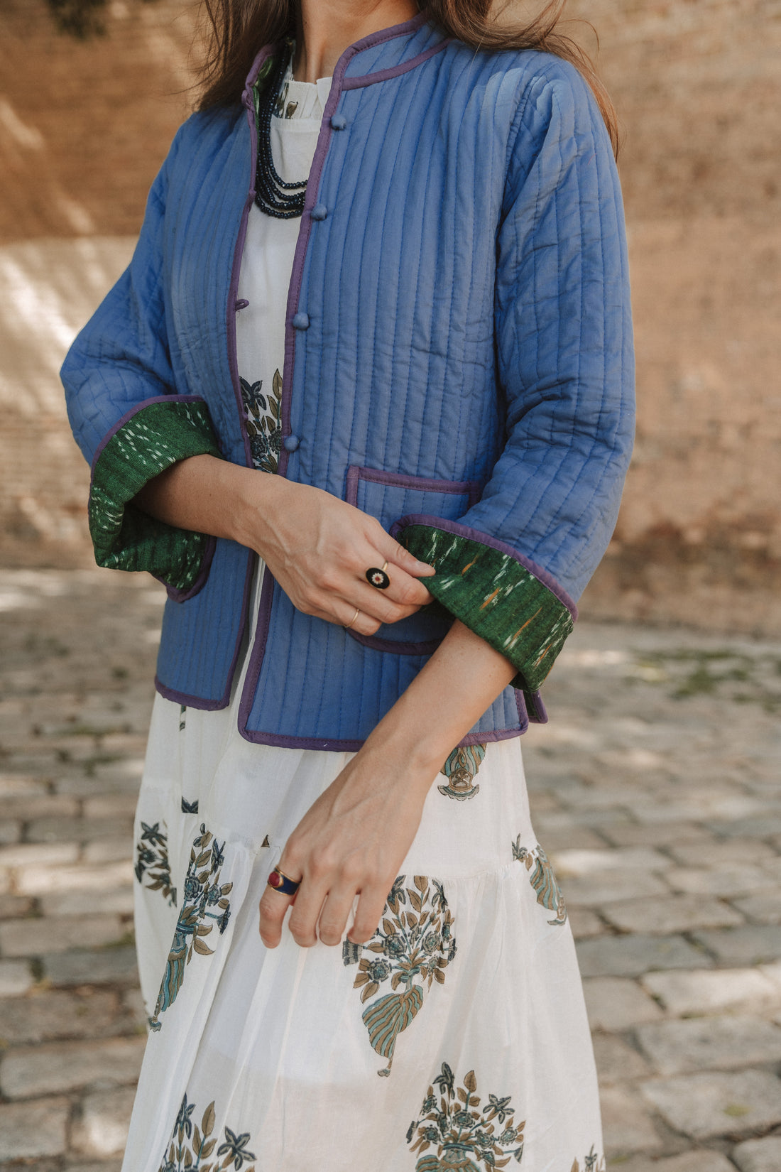 Bague en jade bleu marine