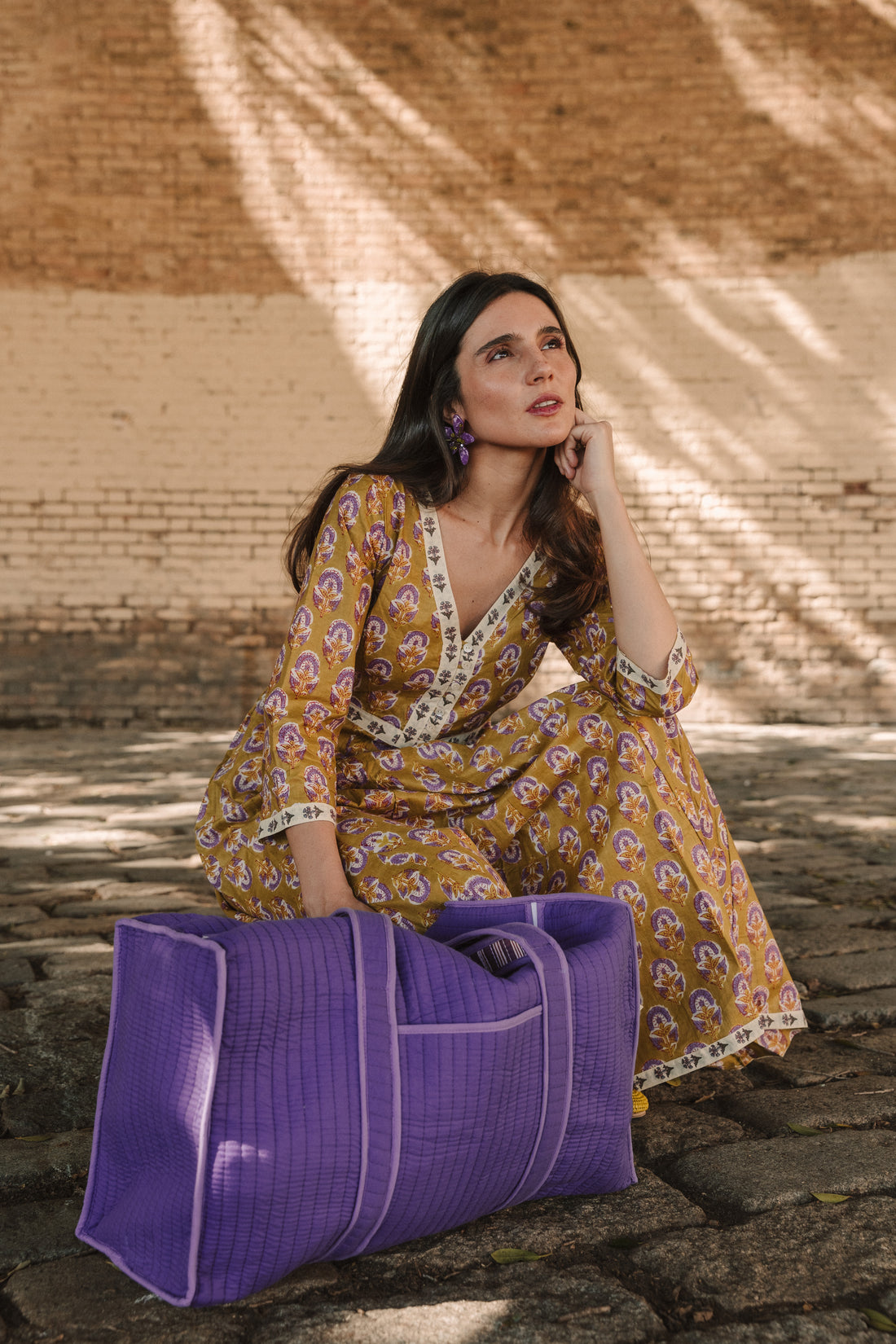 MALETA Y NECESER MORADO