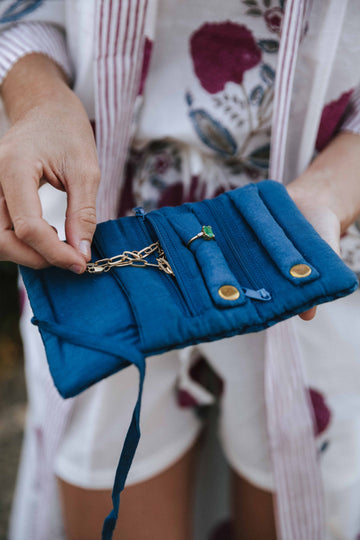 JOYERO DE VIAJE TERCIOPELO AZUL