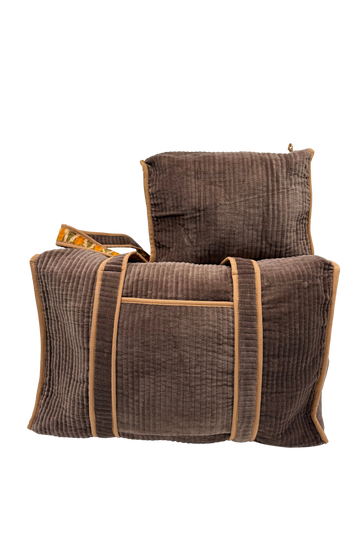 VALISE ET TROUSSE DE TOILETTE EN VELOURS NOIR ET VIOLET