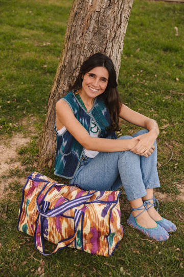 MALETA Y NECESER IKAT MORADA Y OCRE