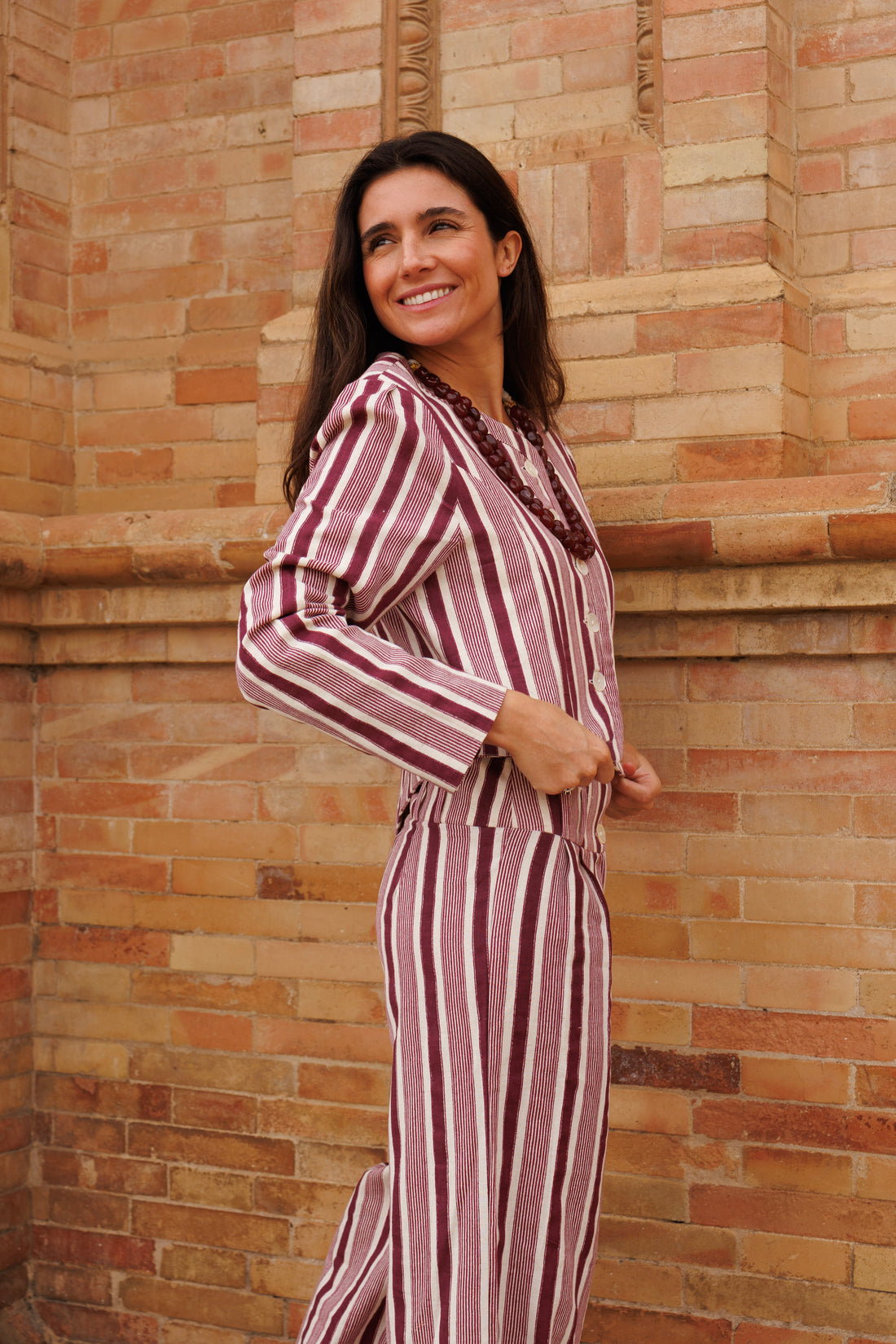 PANTALÓN RAYAS BERENJENA