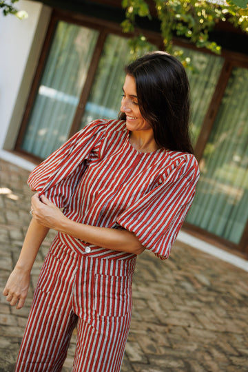 CAMISA RAYAS ROJAS