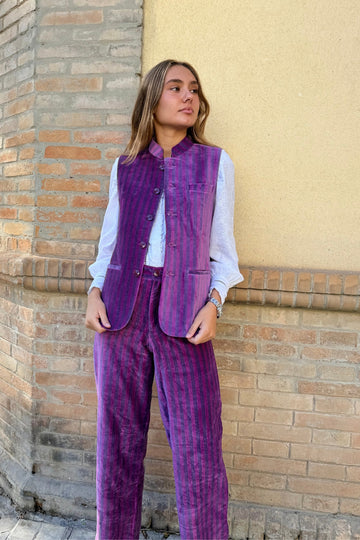 CHALECO TERCIOPELO RAYAS MORADO