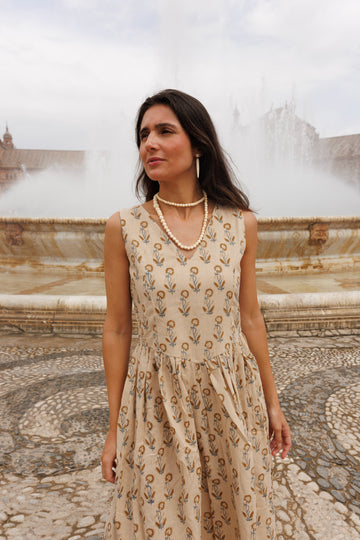 VESTIDO ESTAMPADO AZUL Y MARRÓN