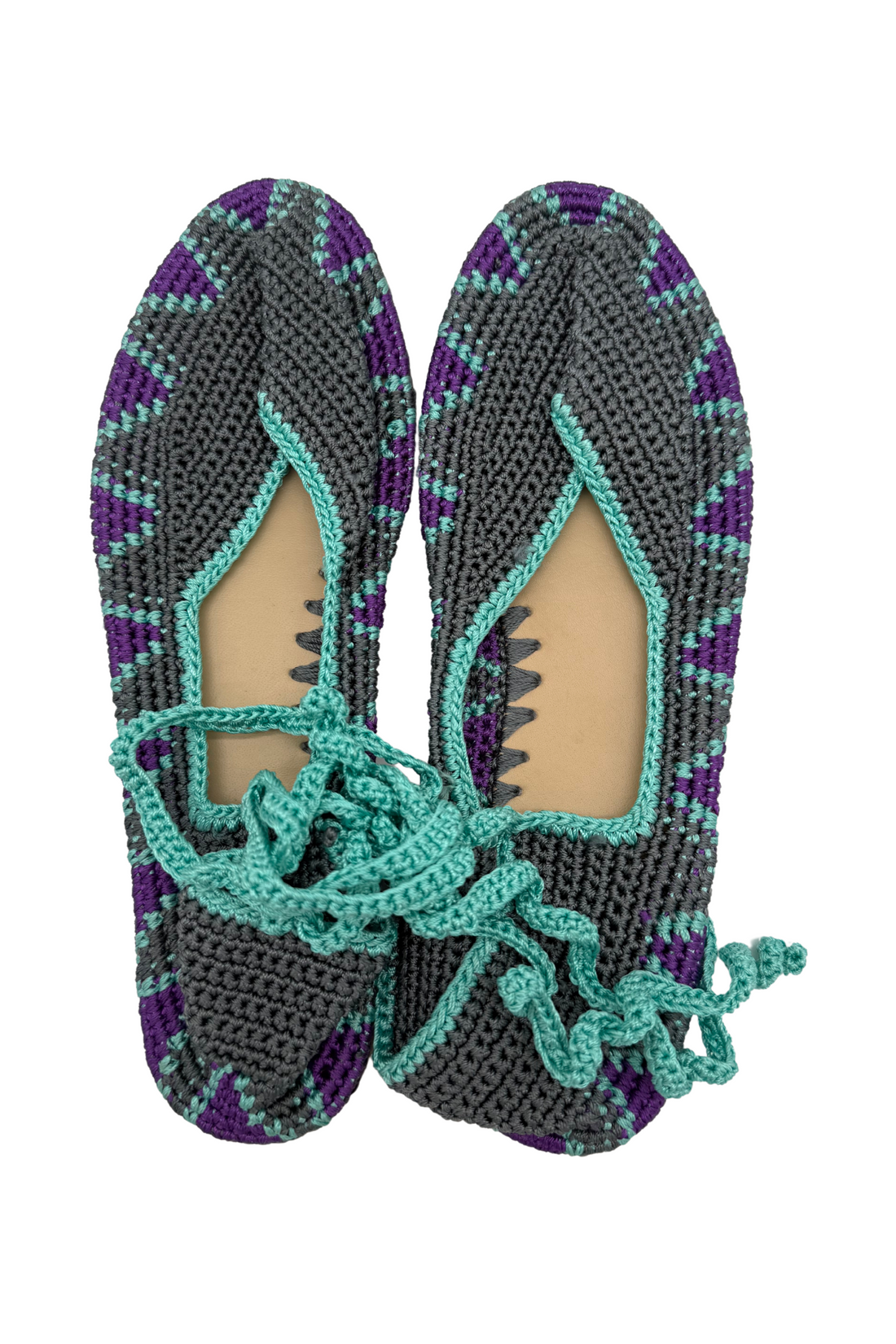 BAILARINA CROCHET TURQUESA Y MORADA