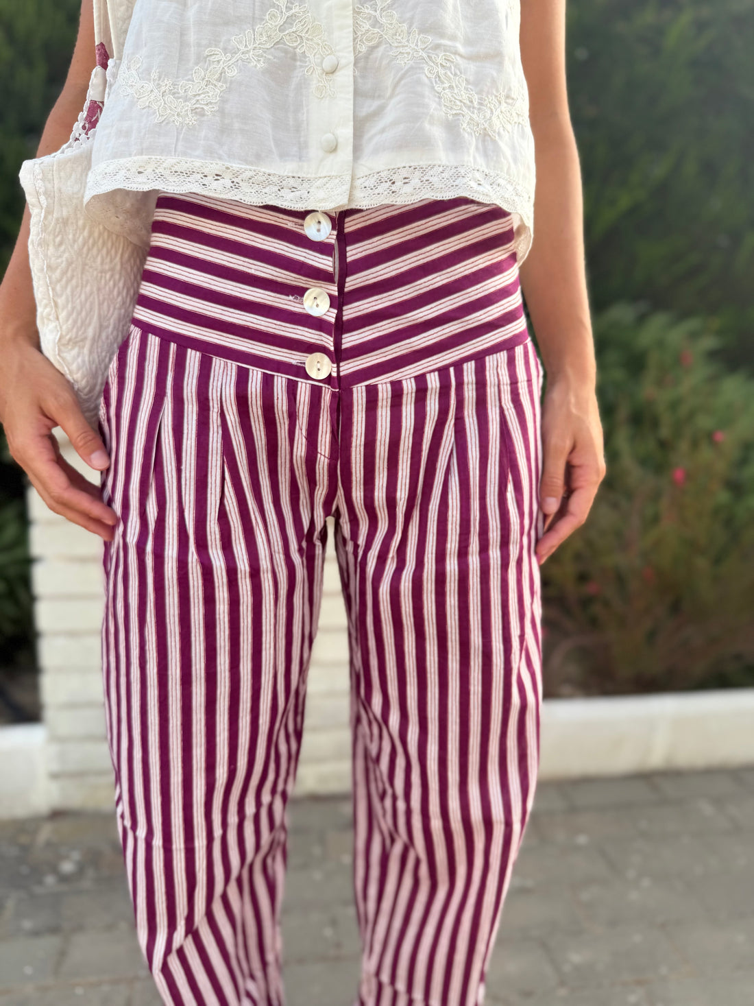 PANTALÓN RAYAS MORADO
