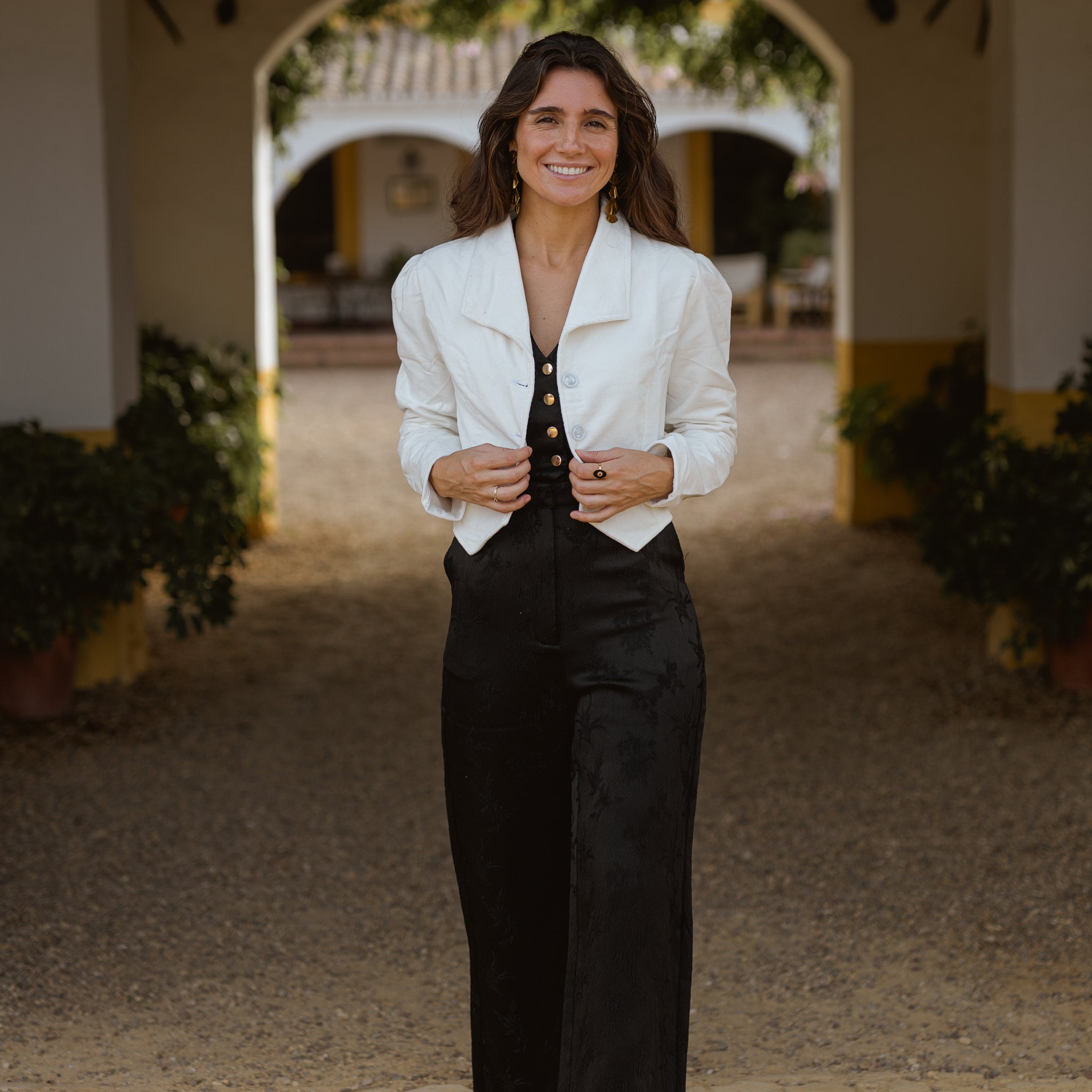 CHAQUETA CORTA TERCIOPELO BLANCA