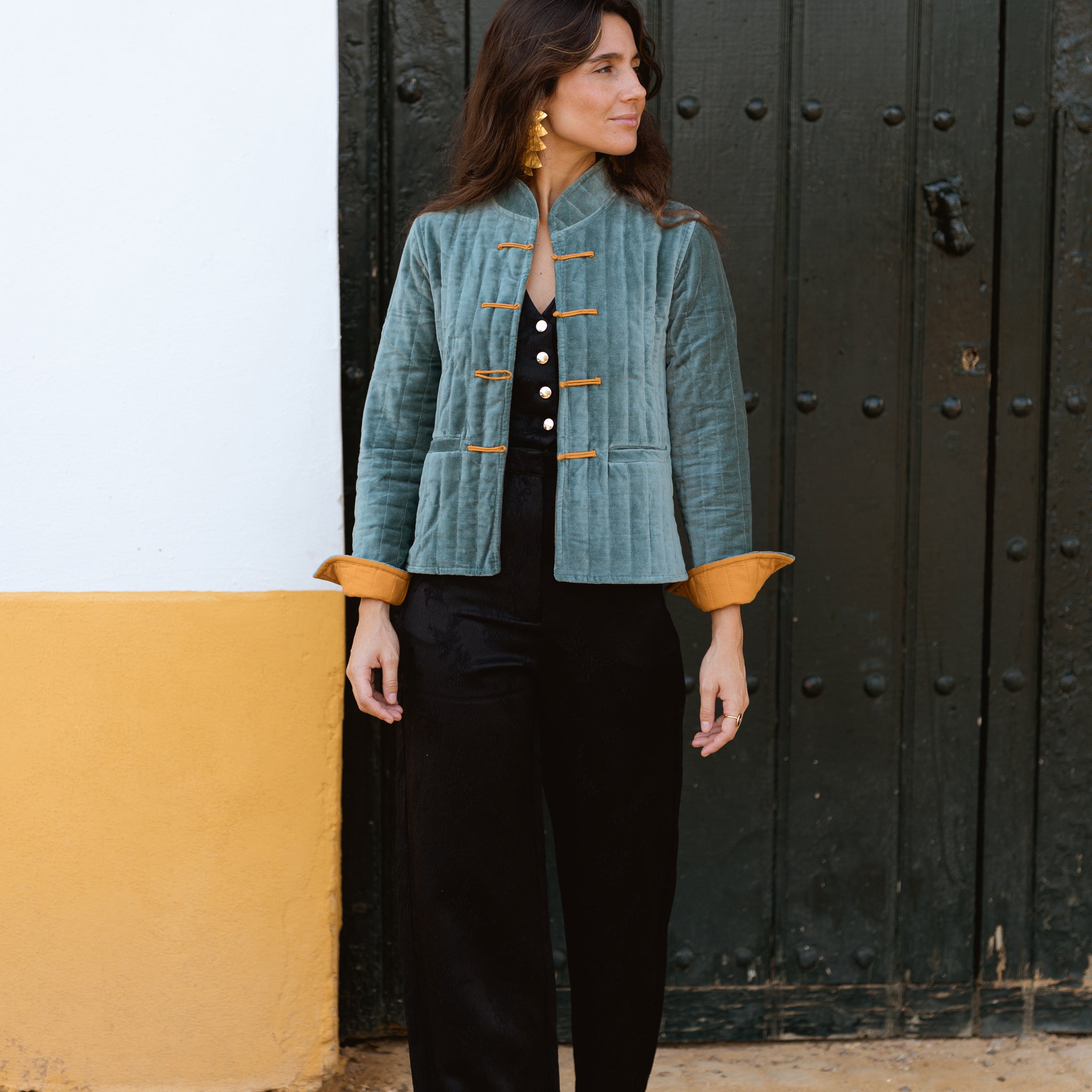 CHAQUETA TERCIOPELO AZUL GRISÁCEO Y MOSTAZA