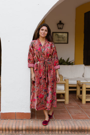 KIMONO TERCIOPELO ROSA MAQUILLAJE