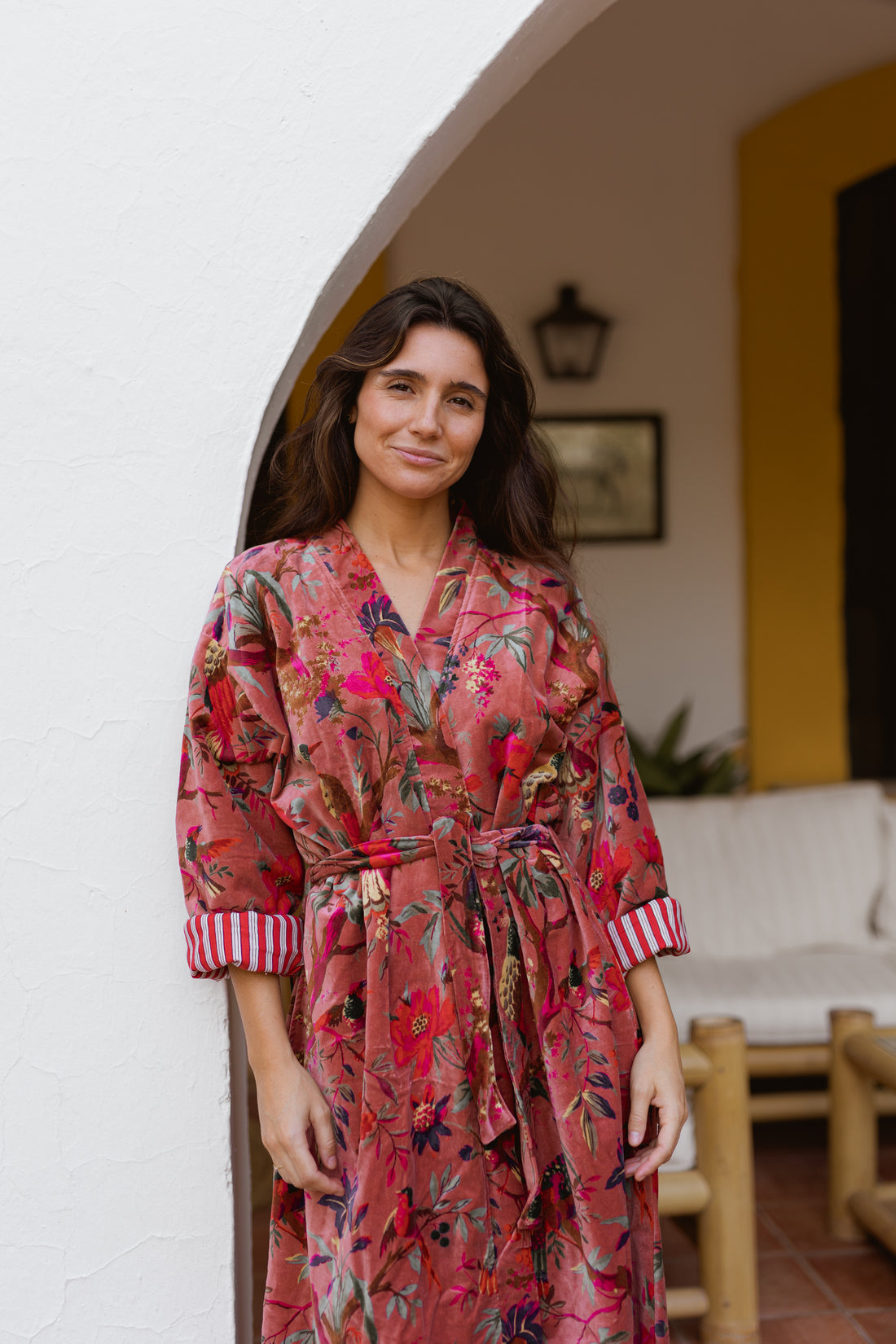 KIMONO TERCIOPELO ROSA MAQUILLAJE
