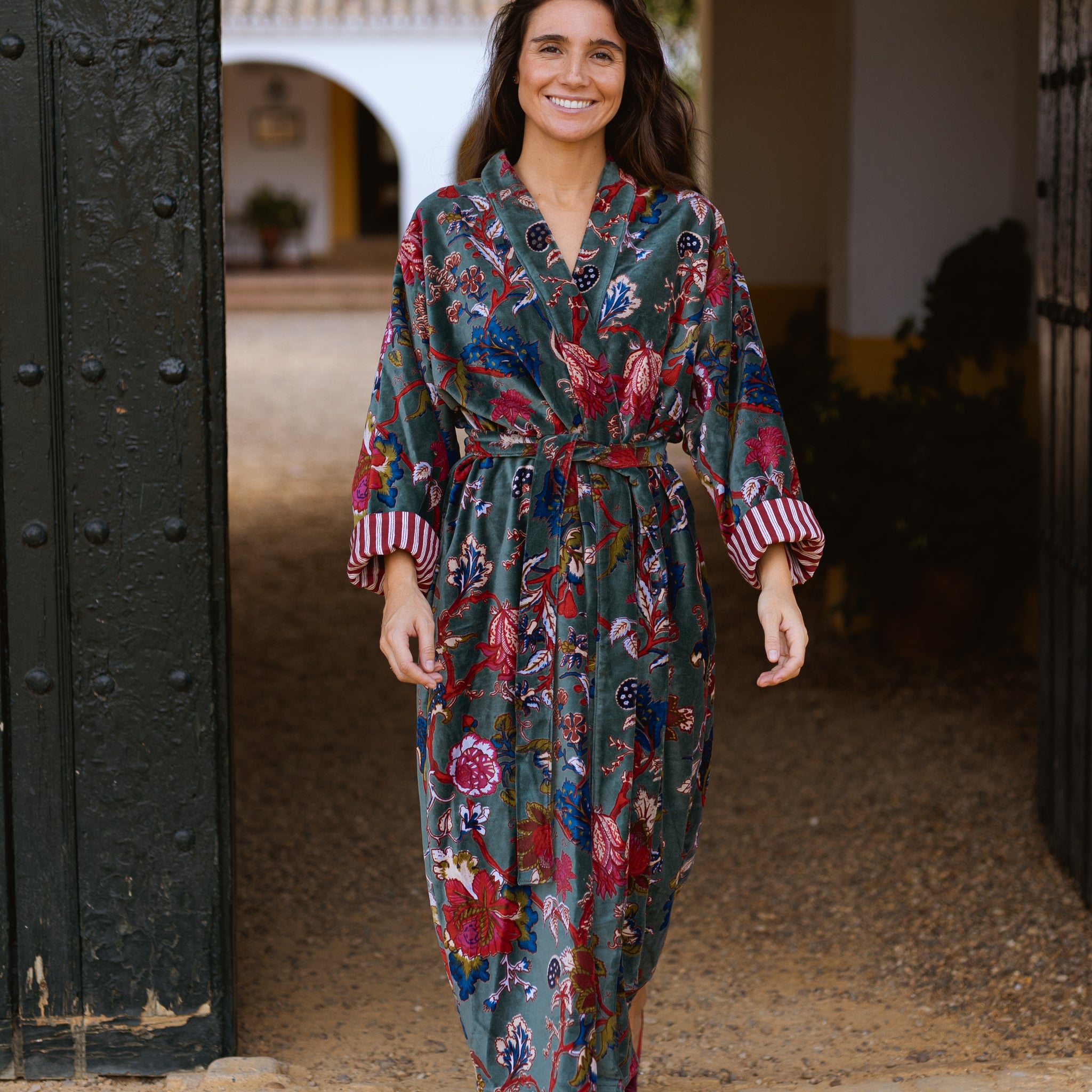 KIMONO TERCIOPELO GRIS