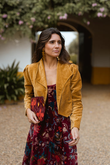 CARTERA DE MANO BORDADA BERENJENA