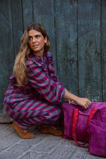 VALISE ET TROUSSE DE TOILETTE EN VELOURS NOIR ET VIOLET