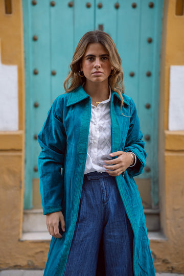 VESTE EN VELOURS NOIR ET VIOLET