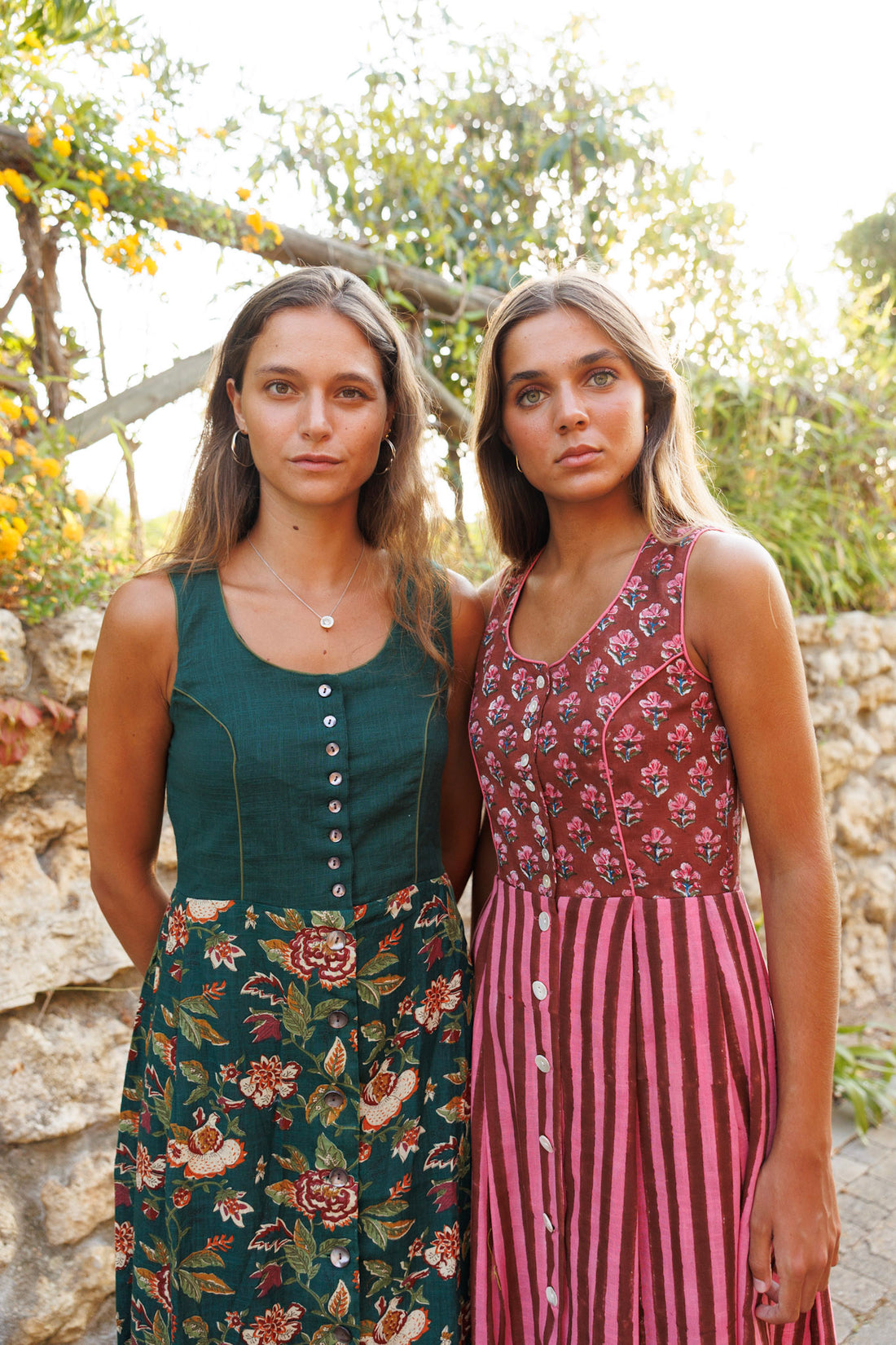 VESTIDO VINTAGE VERDE OSCURO
