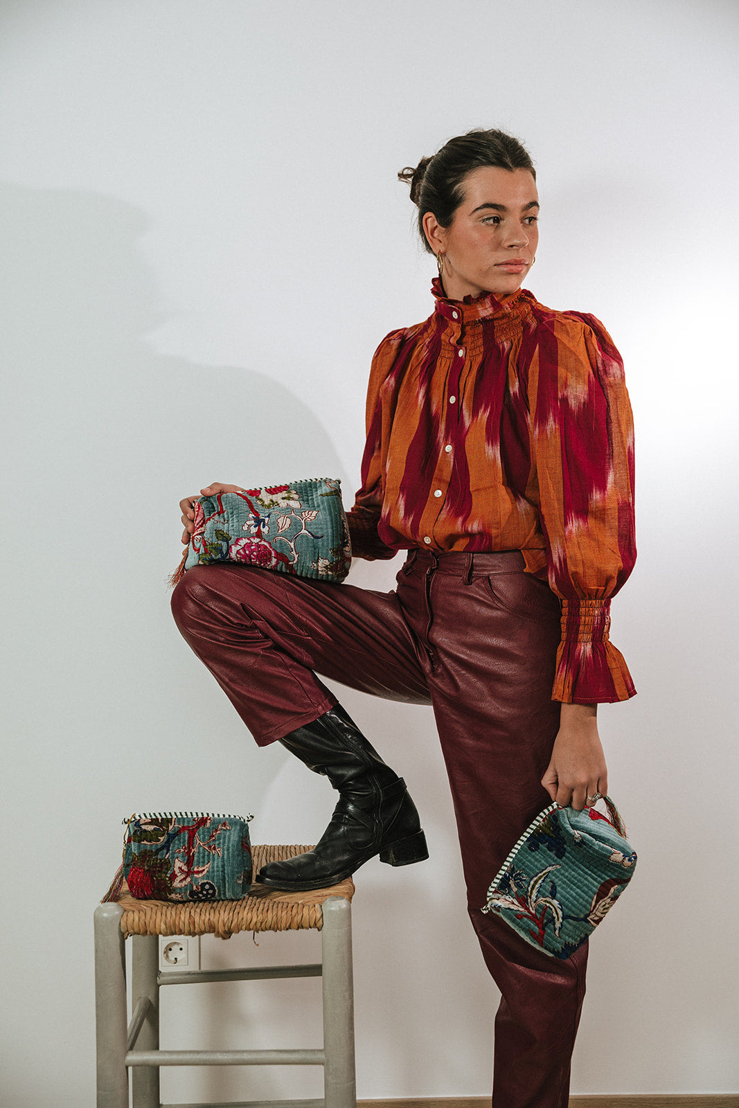 NECESER PEQUEÑO GRIS