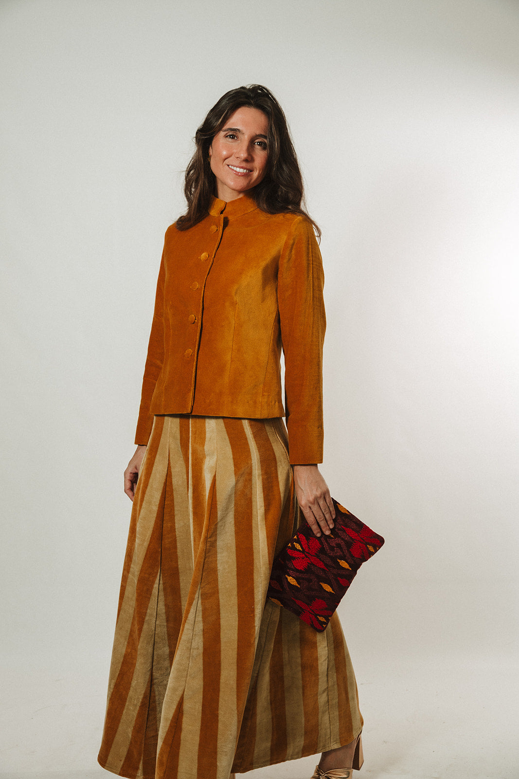 CHAQUETA TERCIOPELO OCRE