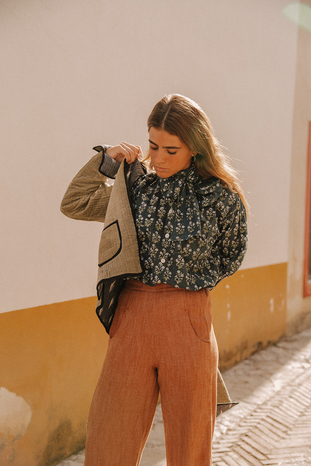 CHAQUETA REVERSIBLE VERDE CLARO Y NEGRO