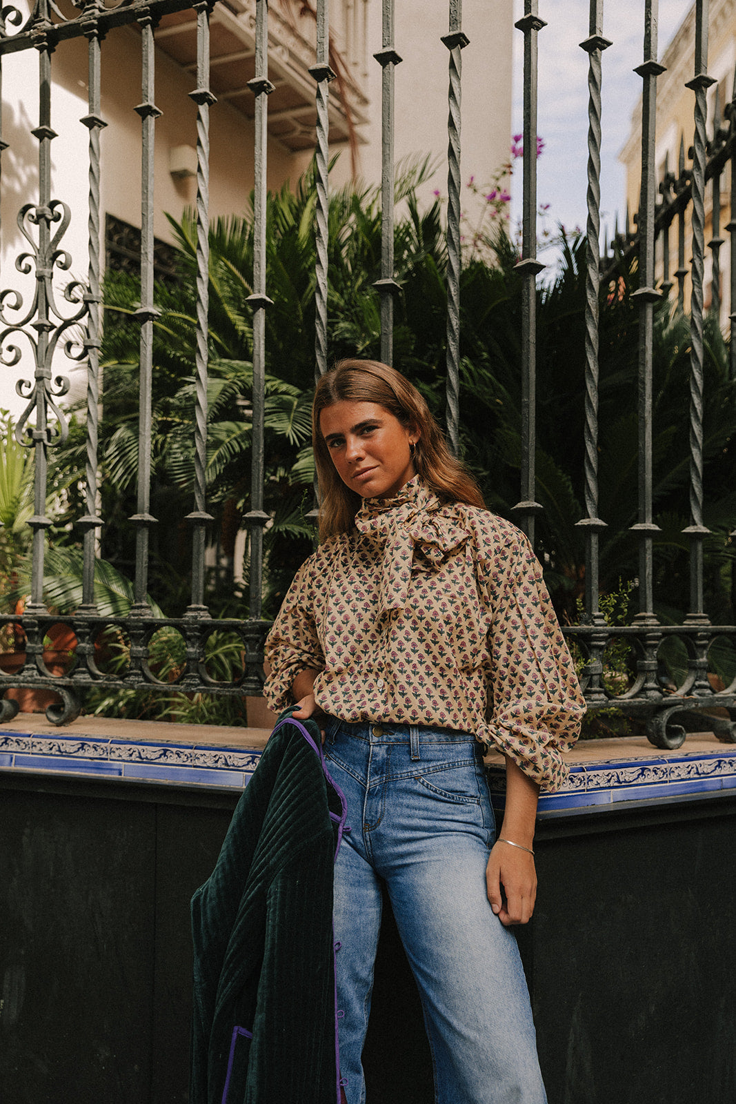 CAMISA LAZO MORADA Y VERDE