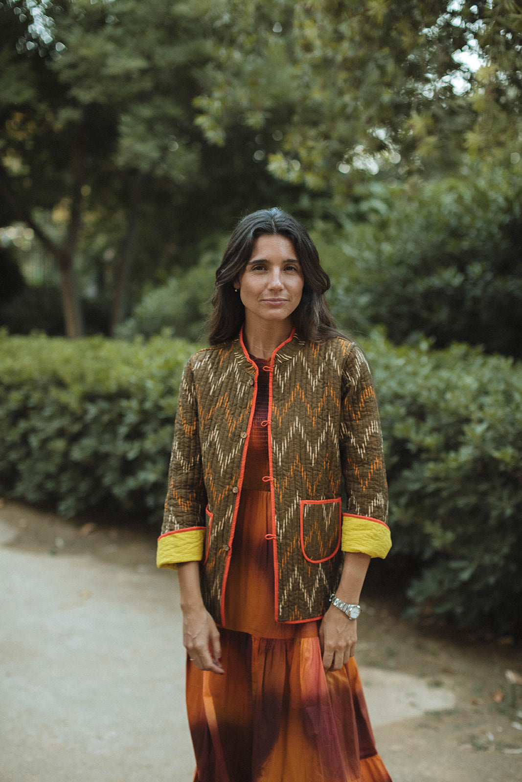 CHAQUETA AMARILLA Y NARANJA