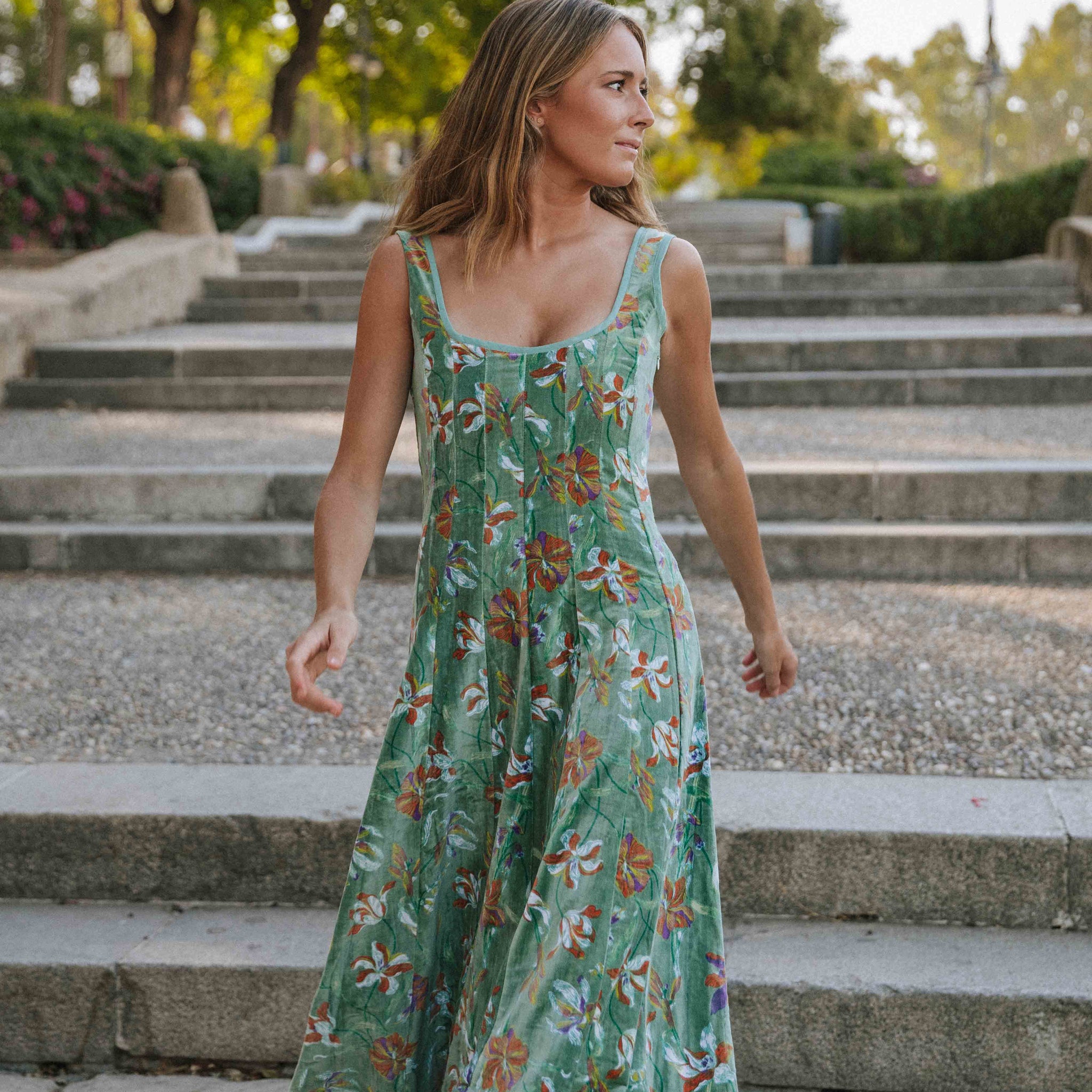 VESTIDO TERCIOPELO VERDE CLARO