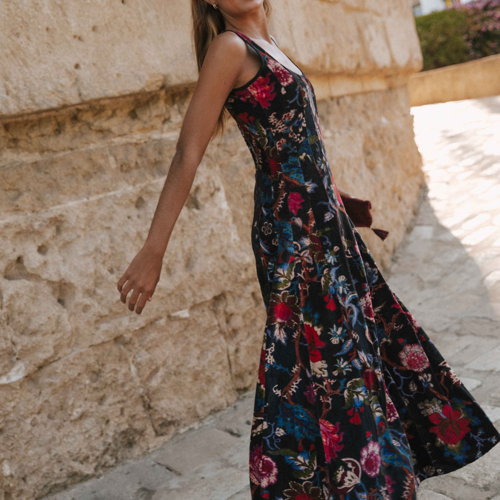 VESTIDO TERCIOPELO NEGRO